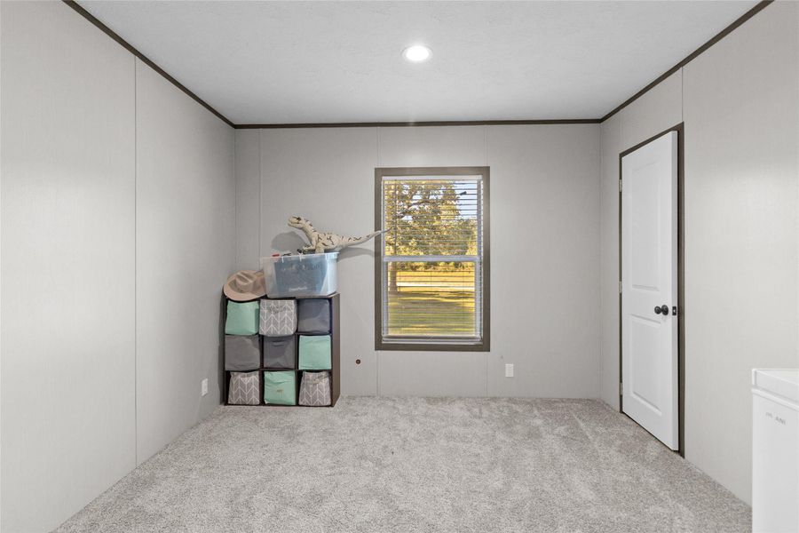 Spacious, unfurnished interior of a new home in , Huntsville (Image 18).