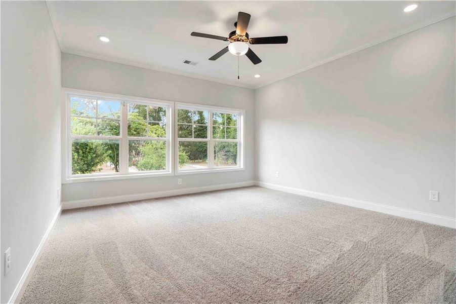 Spacious, unfurnished interior of a new home in Serenity, Hapeville (Image 11).