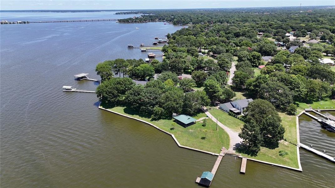 Natural landscape and outdoor views near  in Gun Barrel City (Image 29).