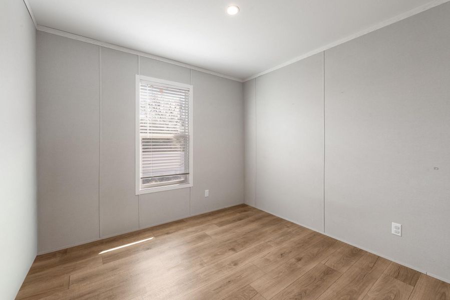 Spacious, unfurnished interior of a new home in , Caldwell (Image 18).