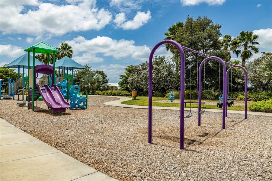 Community amenities in Waterset Garden Series, Apollo Beach (Image 54).