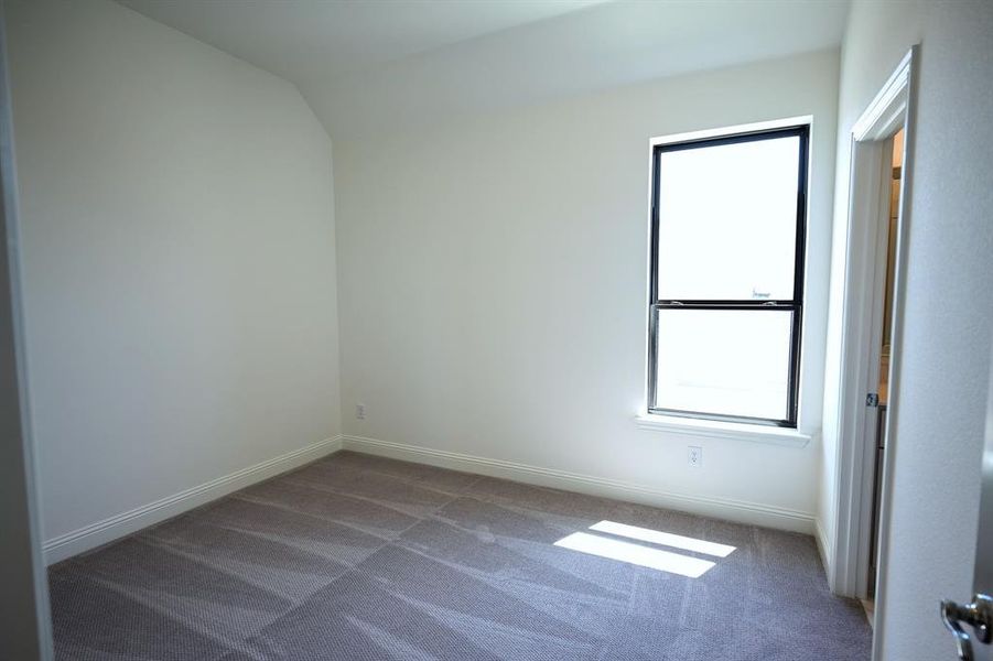 Bedroom with Jack 'n Jill Bath