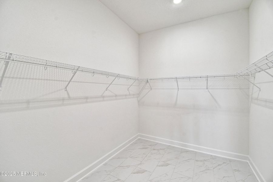 Spacious, unfurnished interior of a new home in Seven Pines 50' Front Entry, Jacksonville (Image 15).