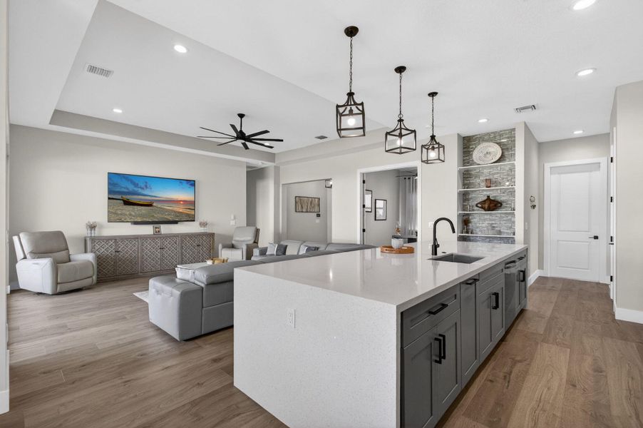 24-web-or-mls-320A9838 24-web-or-mls-320A9838