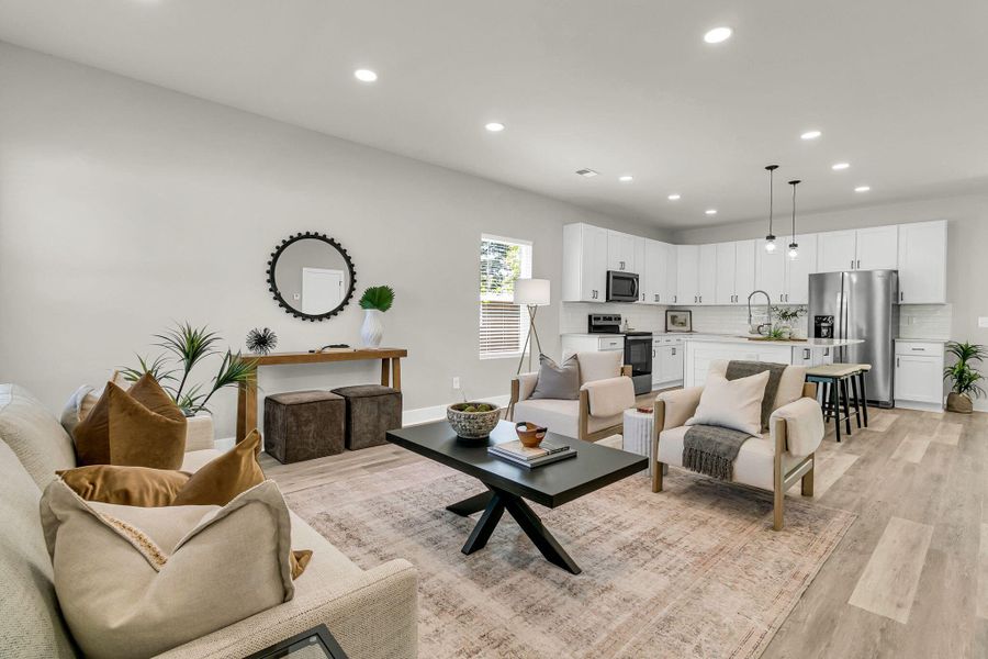 Furnished interior view inside a new home in , Hanahan (Image 10).