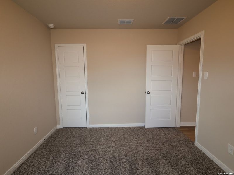 Spacious, unfurnished interior of a new home in Meadows at Clear Springs, New Braunfels (Image 17).