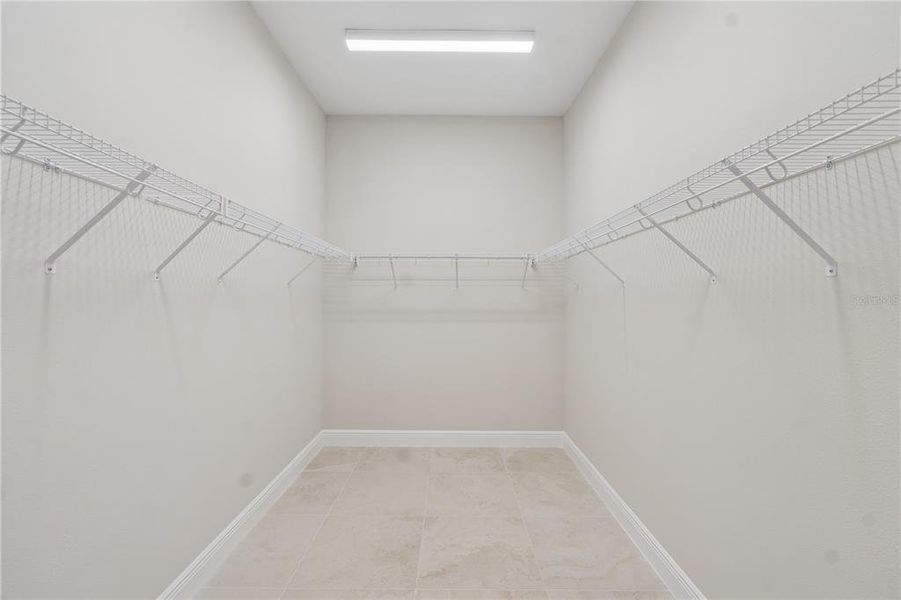 Spacious, unfurnished interior of a new home in , Zephyrhills (Image 59).
