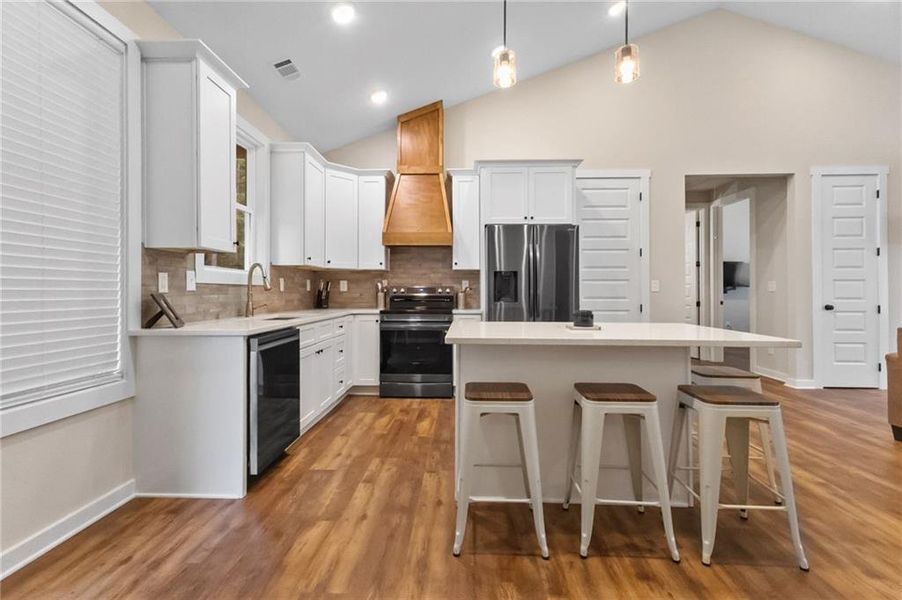 Furnished interior view inside a new home in , Bremen (Image 24).