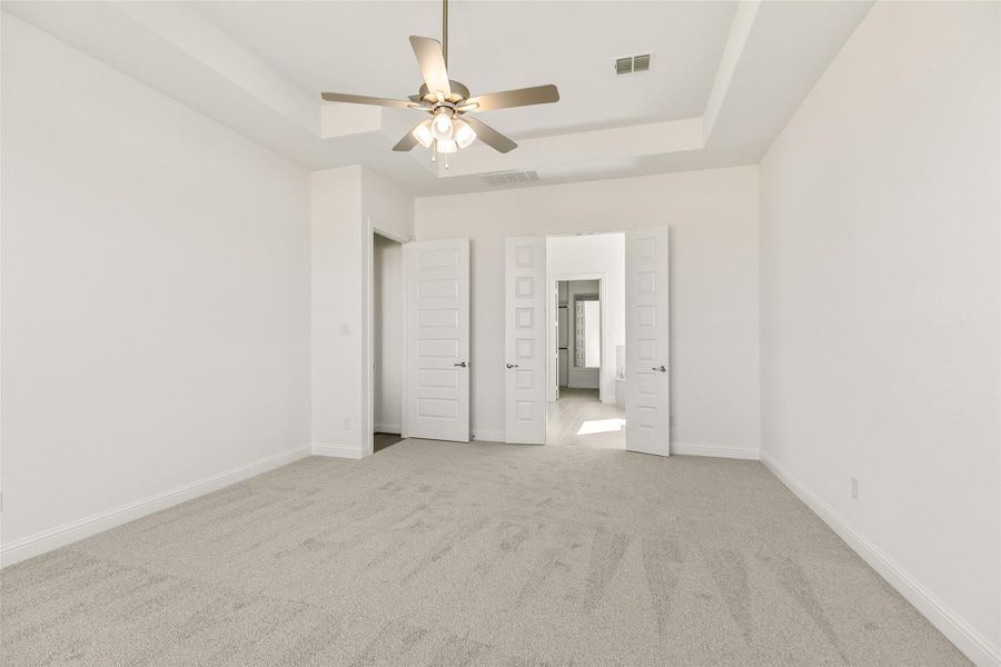 Spacious, unfurnished interior of a new home in Katy Lakes, Katy (Image 23). Spacious, unfurnished interior of a new home in Katy Lakes, Katy (Image 23).