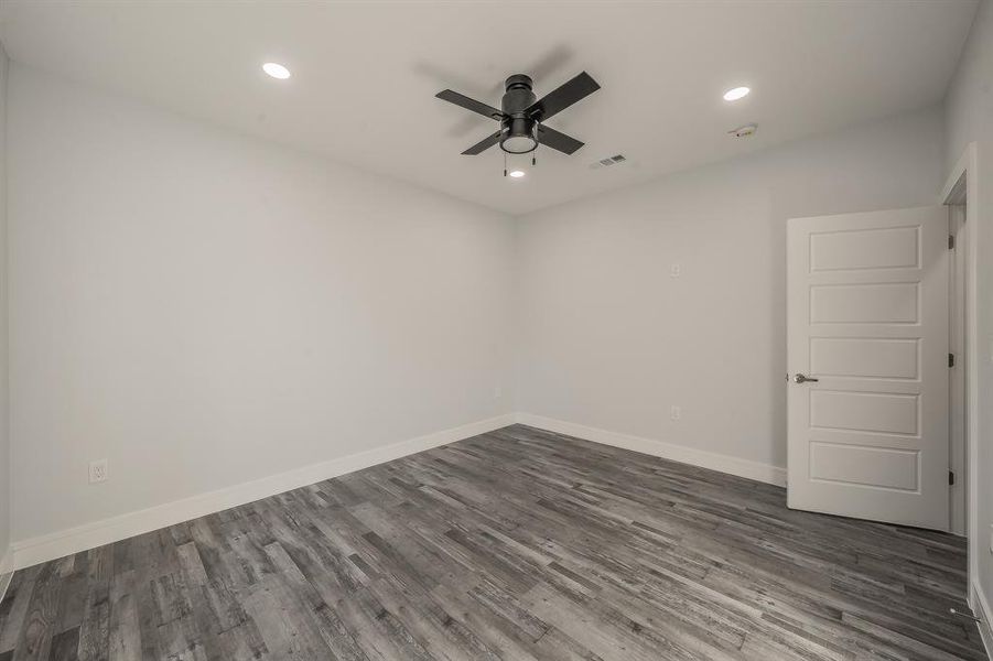 Spacious, unfurnished interior of a new home in , Dallas (Image 23). Spacious, unfurnished interior of a new home in , Dallas (Image 23).