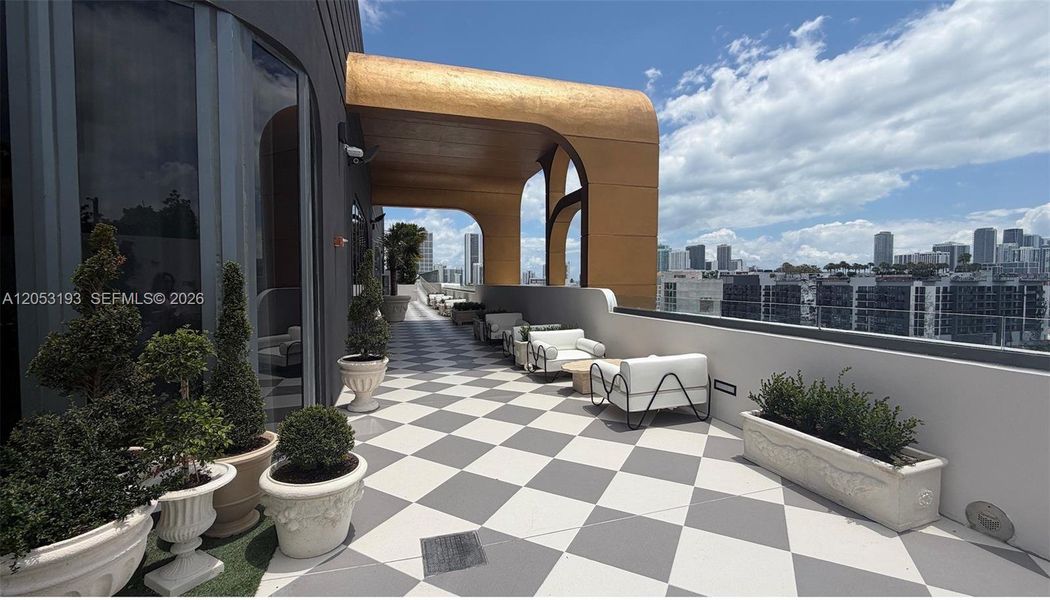 Community amenities in , Miami (Image 15). Community amenities in , Miami (Image 15).