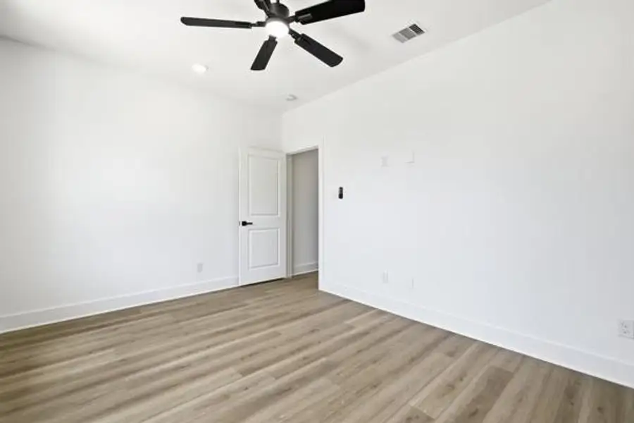 Spacious, unfurnished interior of a new home in , Houston (Image 19). Spacious, unfurnished interior of a new home in , Houston (Image 19).