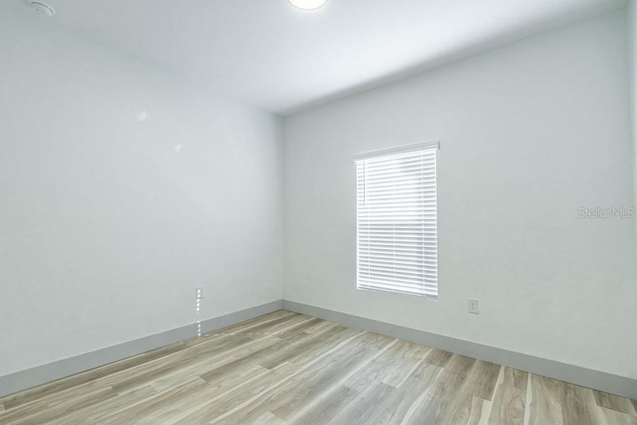 Spacious, unfurnished interior of a new home in , Apopka (Image 25).
