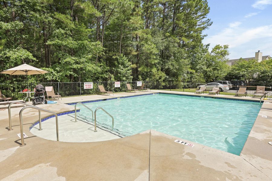 Community amenities in , Huger (Image 32). Community amenities in , Huger (Image 32).