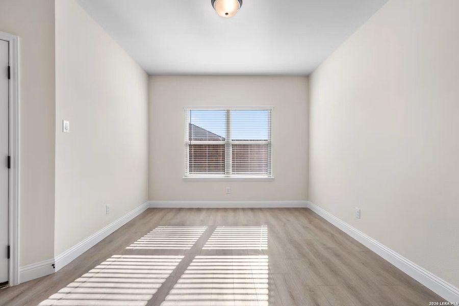 Spacious, unfurnished interior of a new home in Rayburn Valley, San Antonio (Image 15). Spacious, unfurnished interior of a new home in Rayburn Valley, San Antonio (Image 15).