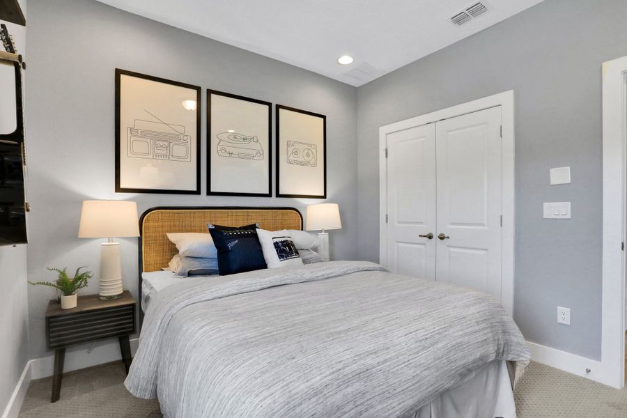 4br New Home in Orange Park, FL.  - Slide 38