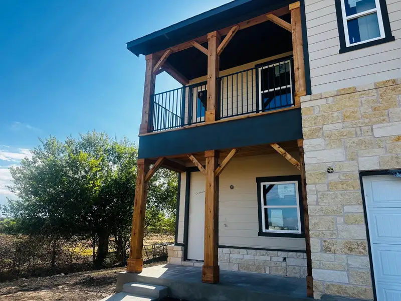 Exterior details and patio area of a home in Patterson Ranch, Georgetown (Image 4).