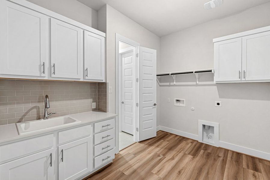 Furnished interior view inside a new home in Santa Rita Ranch, Santa Rita Ranch (Image 10). Furnished interior view inside a new home in Santa Rita Ranch, Santa Rita Ranch (Image 10).