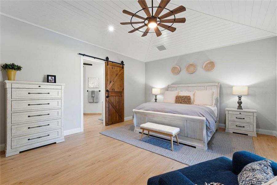 Furnished interior view inside a new home in , Ocala (Image 40).