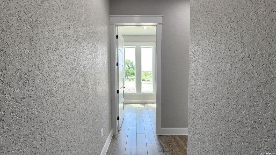 Spacious, unfurnished interior of a new home in , New Braunfels (Image 27).