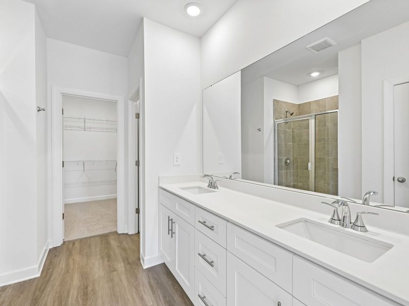 Furnished interior view inside a new home in Buffalo Ridge, Newton (Image 6).