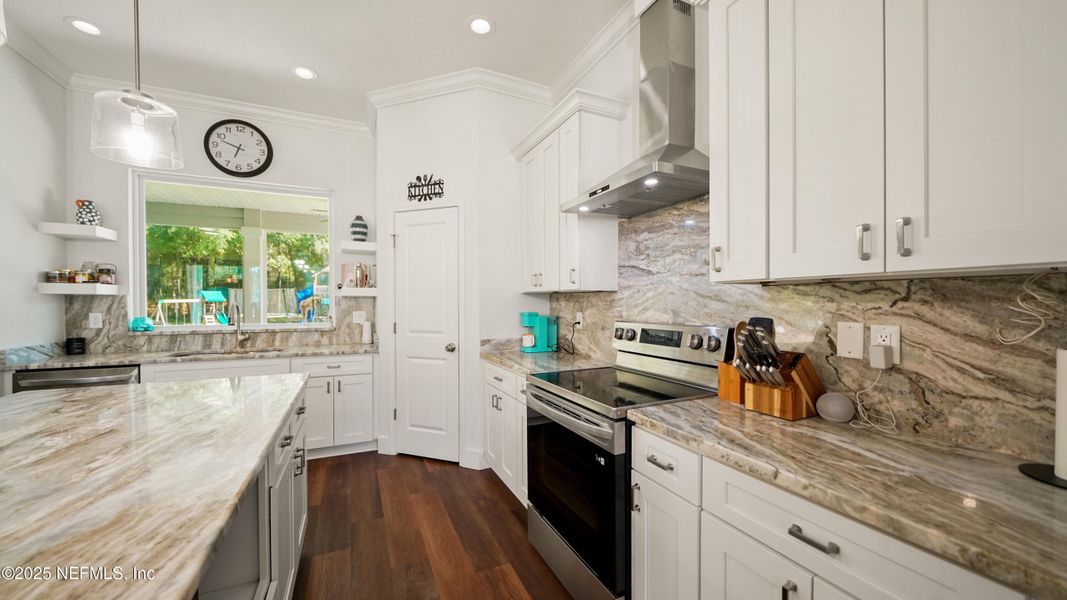 Furnished interior view inside a new home in , Keystone Heights (Image 34). Furnished interior view inside a new home in , Keystone Heights (Image 34).