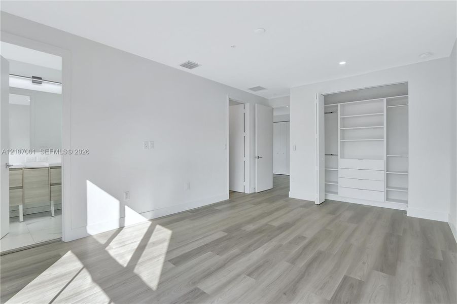 Spacious, unfurnished interior of a new home in , Oakland Park (Image 24). Spacious, unfurnished interior of a new home in , Oakland Park (Image 24).