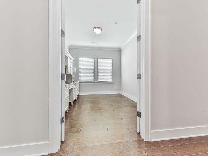 Spacious, unfurnished interior of a new home in Glenhaven at Ridgewalk, Woodstock (Image 38).