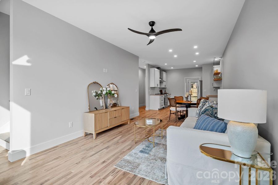 Similar Unit-Airy Open Floorplan