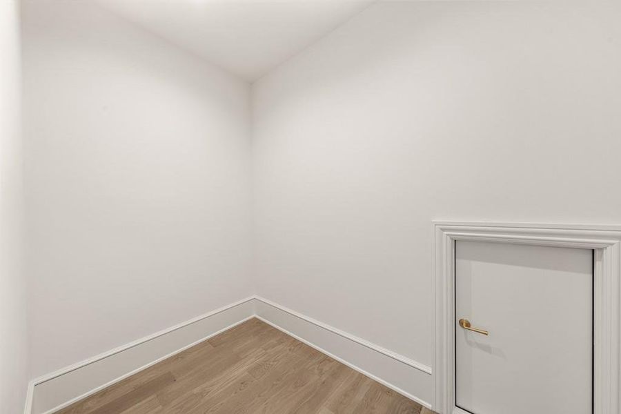 Spacious, unfurnished interior of a new home in , Milton (Image 86).