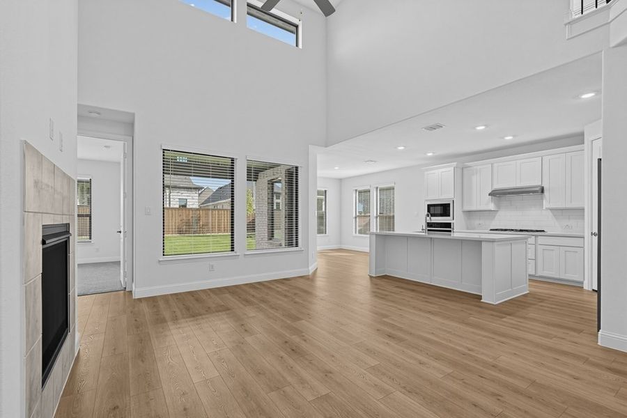 Spacious, unfurnished interior of a new home in The Ridge at Northlake, Northlake (Image 17). Spacious, unfurnished interior of a new home in The Ridge at Northlake, Northlake (Image 17).