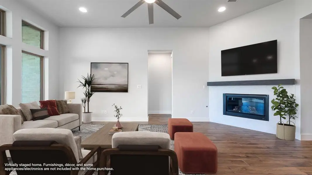 Furnished interior view inside a new home in Myrtle Creek 60', Waxahachie (Image 8). Furnished interior view inside a new home in Myrtle Creek 60', Waxahachie (Image 8).