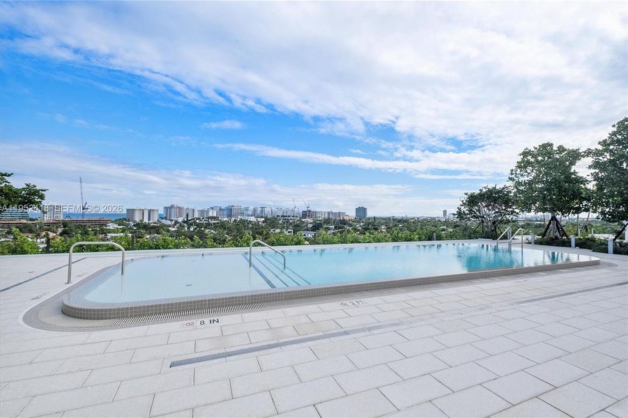 Community amenities in , Bay Harbor Islands (Image 53). Community amenities in , Bay Harbor Islands (Image 53).