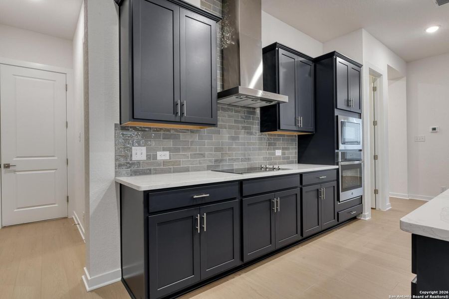 Furnished interior view inside a new home in , Schertz (Image 14).