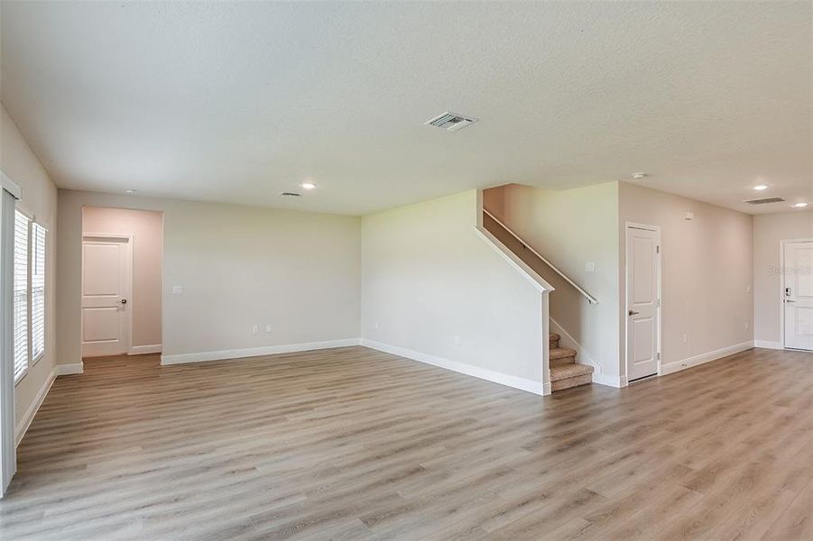Spacious, unfurnished interior of a new home in Pasadena Landing, Wesley Chapel (Image 14). Spacious, unfurnished interior of a new home in Pasadena Landing, Wesley Chapel (Image 14).