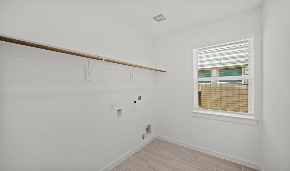 Laundry room (*Photo not of actual home and used for illustration purposes only.) Laundry room (*Photo not of actual home and used for illustration purposes only.)