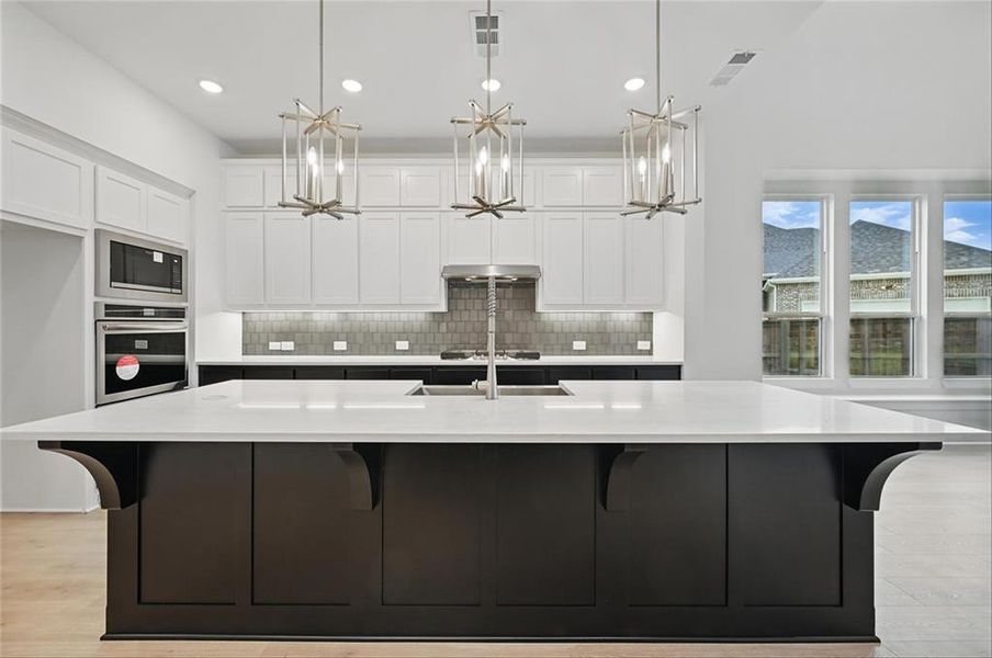 2021RollingOaksCAMBR005