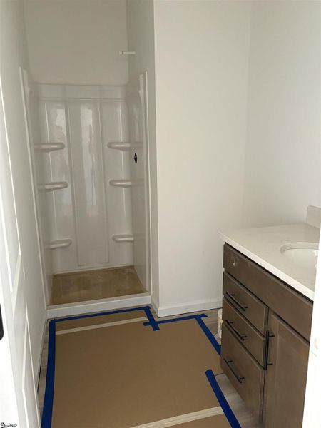 Walk-in Shower Walk-in Shower