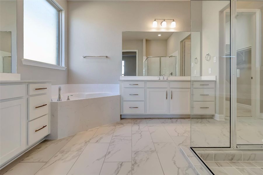 Furnished interior view inside a new home in Wildrye, Waller (Image 16).
