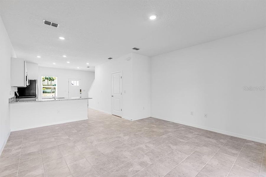Spacious, unfurnished interior of a new home in The Townhomes at Westview, Kissimmee (Image 13).