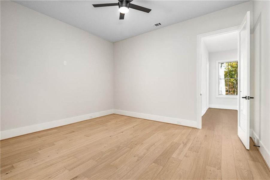 Spacious, unfurnished interior of a new home in , Tucker (Image 40).