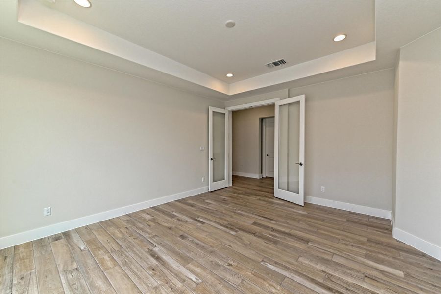 Representative unfurnished interior of a home built from the Opal by Giddens Homes in Riverstone, Georgetown (Image 24).