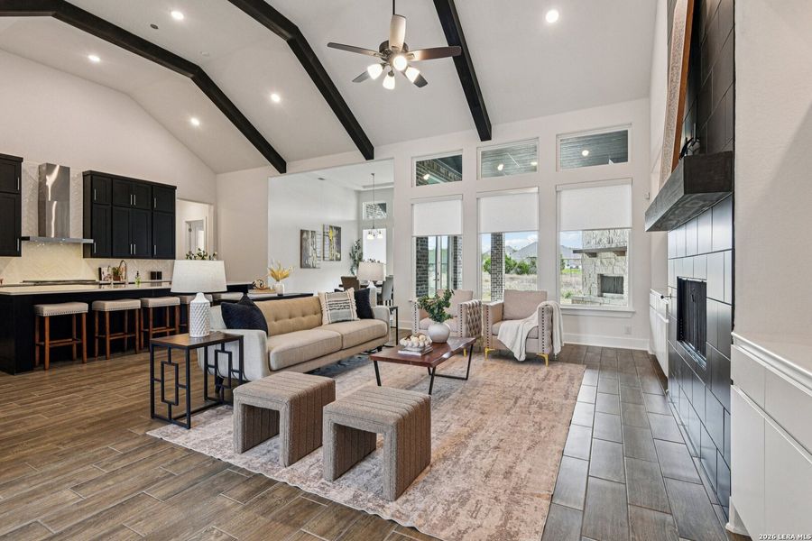 Furnished interior view inside a new home in Waldsanger, New Braunfels (Image 15).