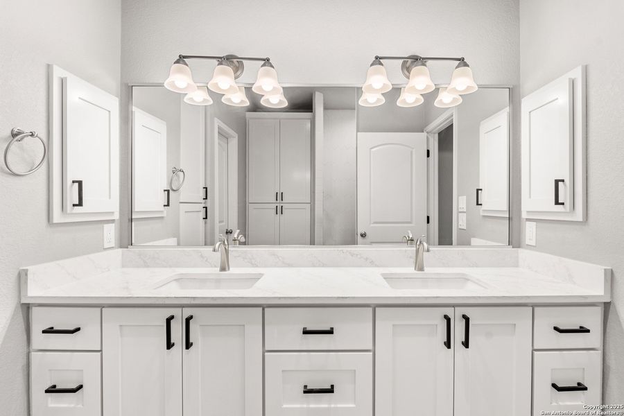 Furnished interior view inside a new home in , Uvalde (Image 7). Furnished interior view inside a new home in , Uvalde (Image 7).