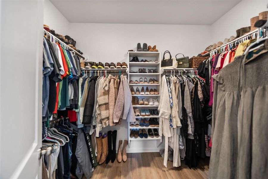 Close-up of interior finishes inside a home in Pomona, Manvel (Image 21).