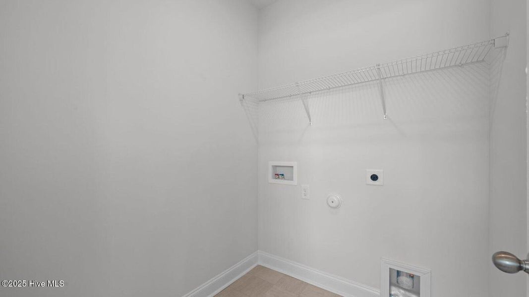 Spacious, unfurnished interior of a new home in Tyler - Home on the Lake, New Bern (Image 25).