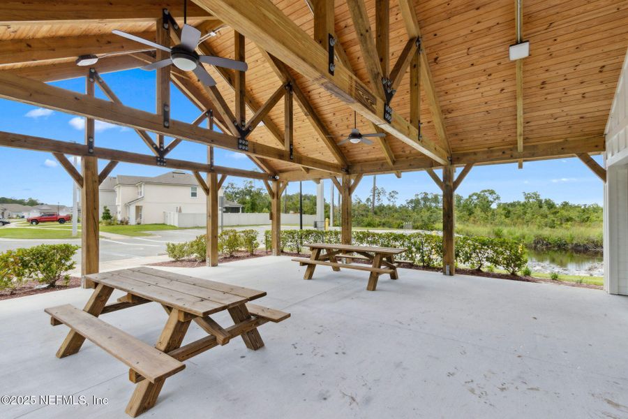 Community amenities in River Glen, Yulee (Image 43). Community amenities in River Glen, Yulee (Image 43).