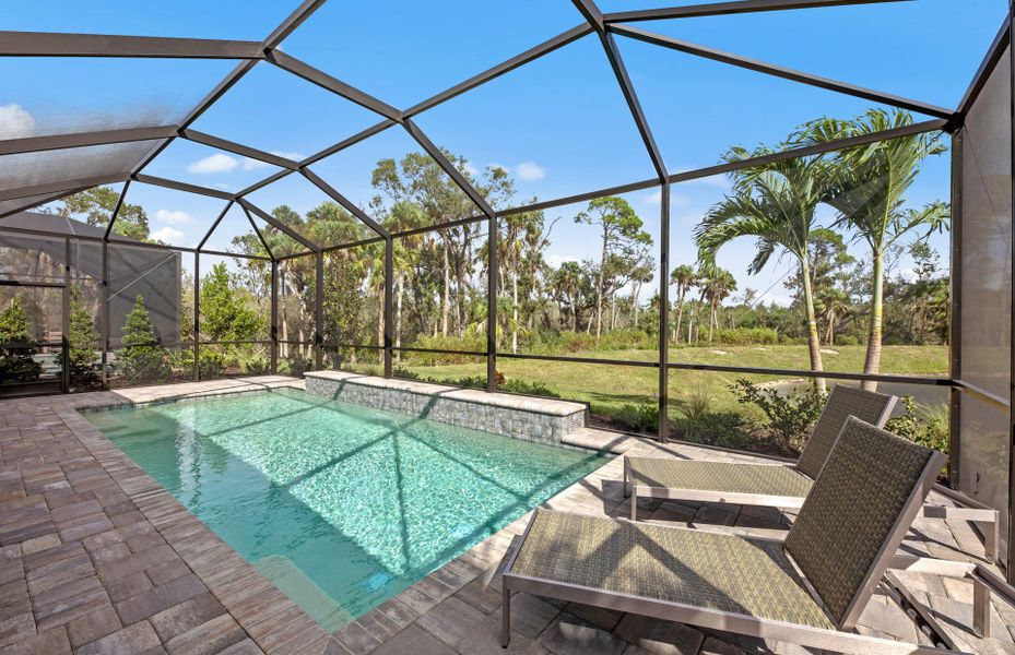 Screened-in lanai with pool
