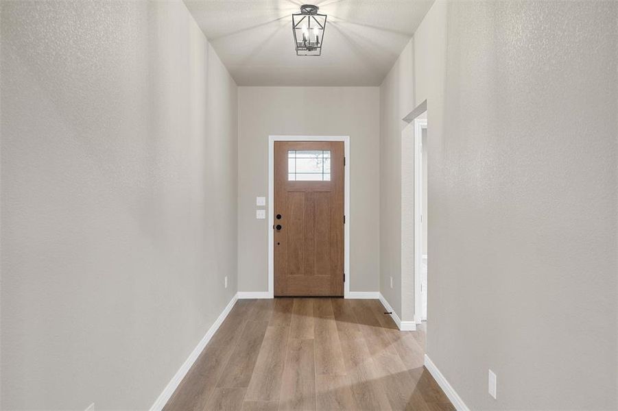 Spacious, unfurnished interior of a new home in , Waco (Image 13).
