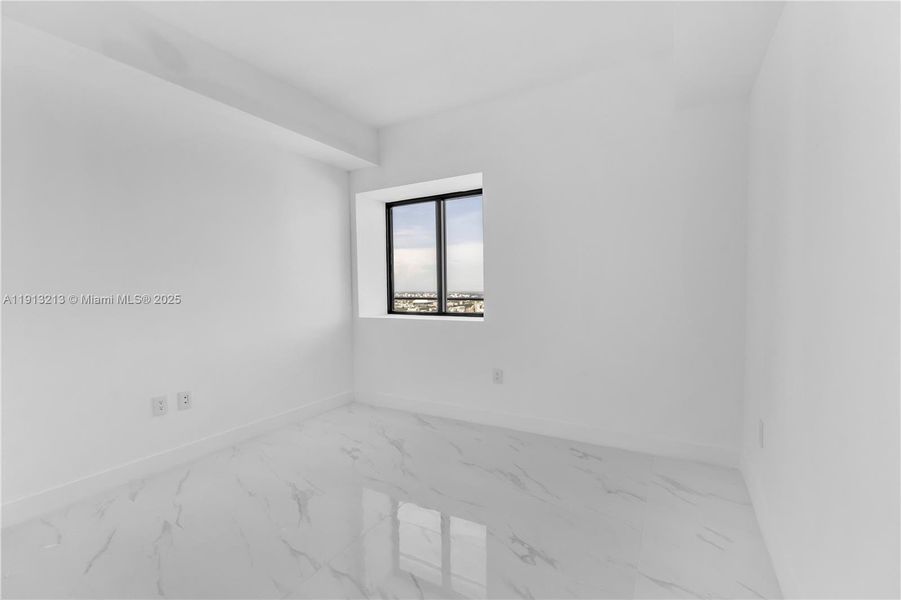 Spacious, unfurnished interior of a new home in , Miami (Image 18).